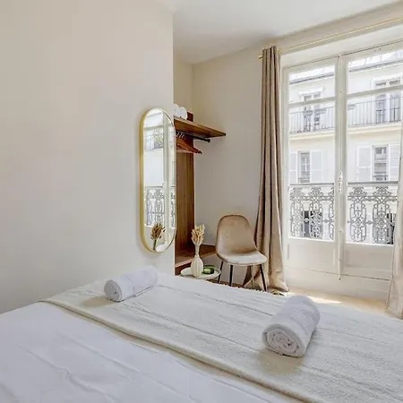 Sublime Champs Elysees 8guests 3bdr Paryż