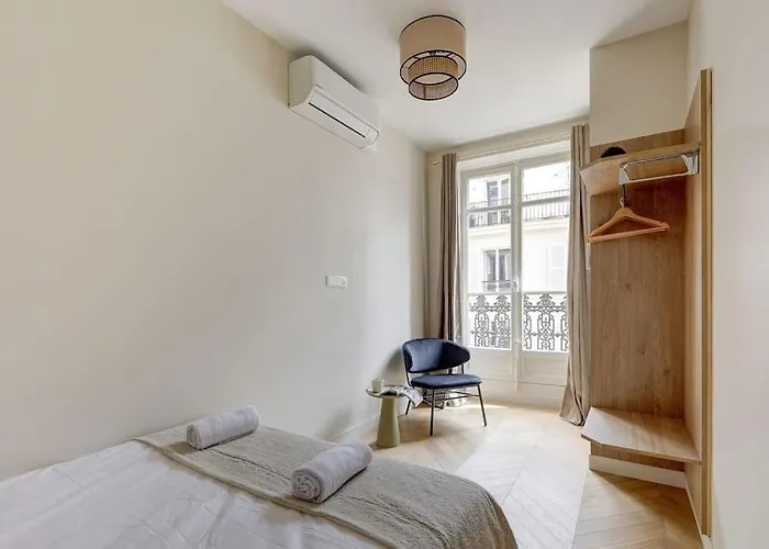 Sublime Champs Elysees 8guests 3bdr Апартаменты *