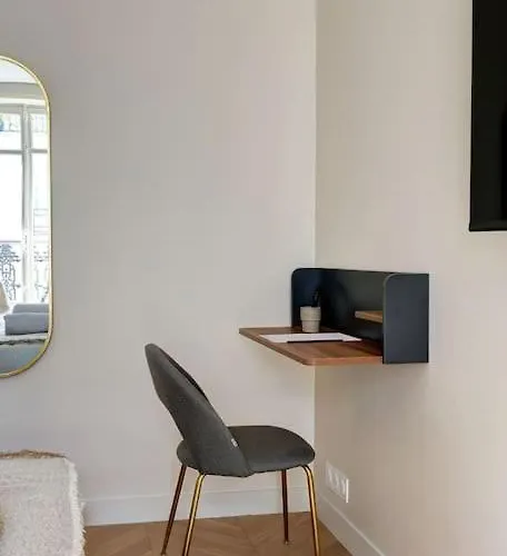 Sublime Champs Elysees 8guests 3bdr *