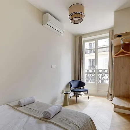 Sublime Champs Elysees 8guests 3bdr Lägenhet *